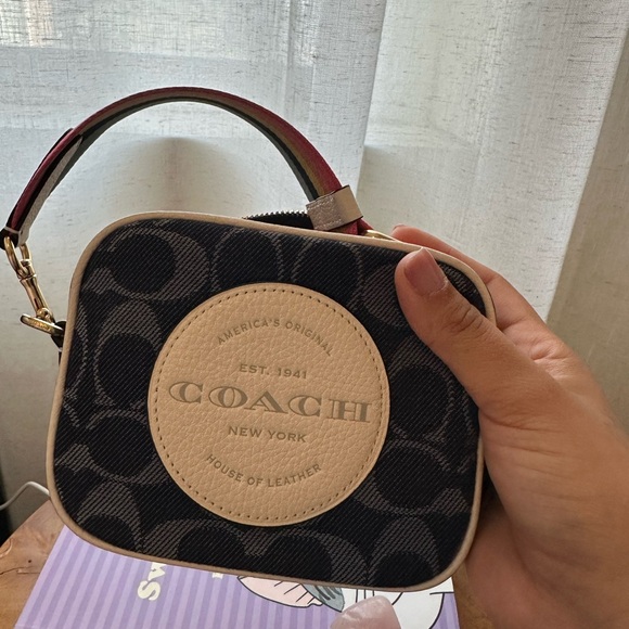 Coach Mini Dempsey Camera Bag - Picture 7 of 7